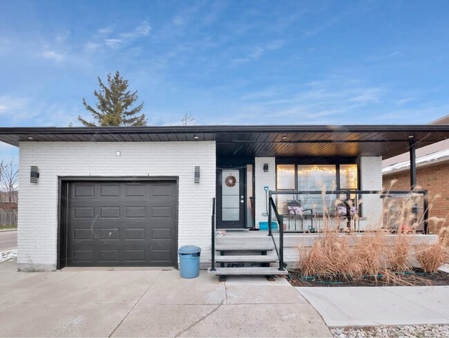 Building Photo - 93 Presidio Dr Unit 2