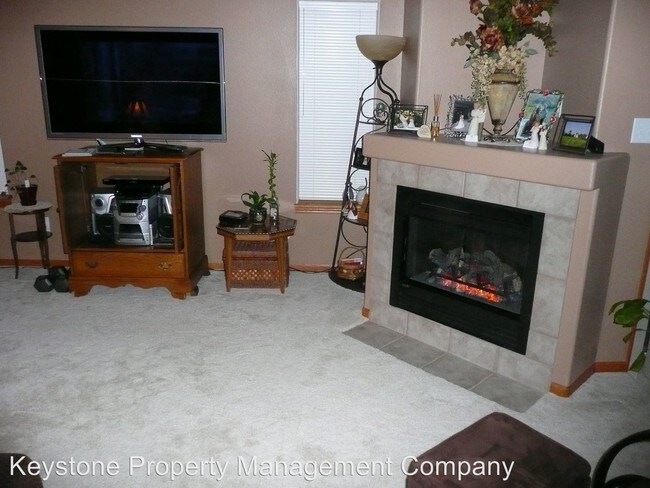 Photo - Studio, 1.5 bath House - 4435 Berkely Lane