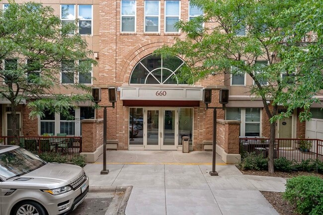 Building Photo - 660 N 2nd St Unit 304 Rental