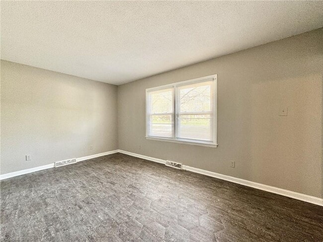 Photo - Well Maintained 3 Bedroom/2 Bathroom Home