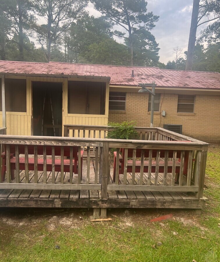 Photo - 6205 Spruce St