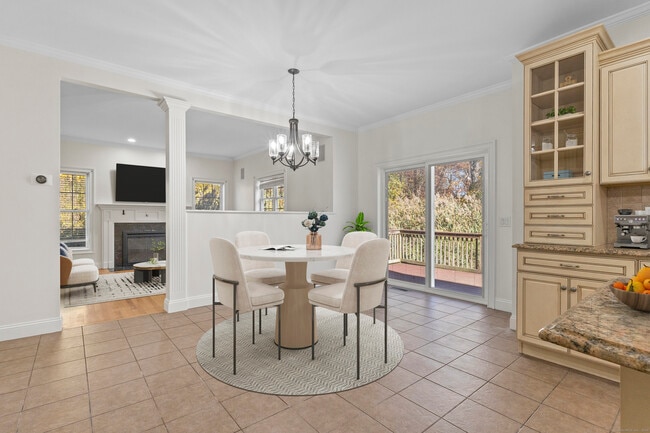 Photo - 5 Two Mile Hill Rd