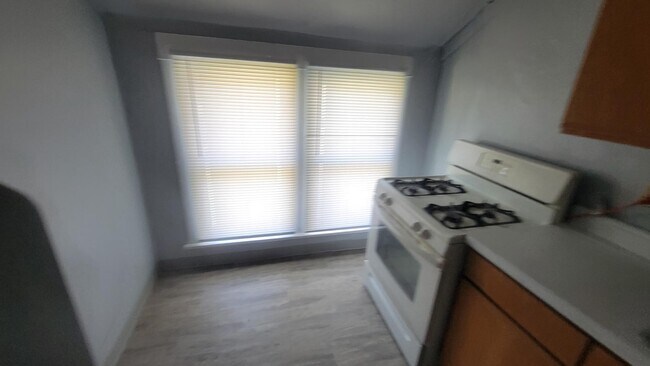 Photo - 20 N Willow St