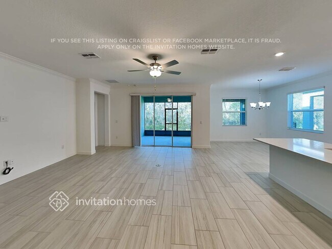 Photo - 14318 17th Ct E