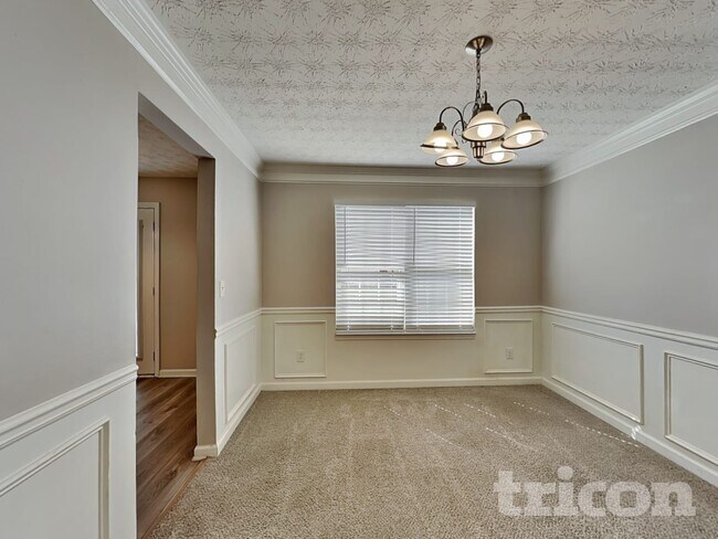 Photo - 629 Aspen Brook Dr