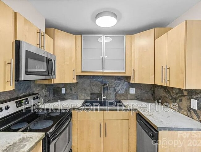 Photo - 634 Chipley Ave Unit 1