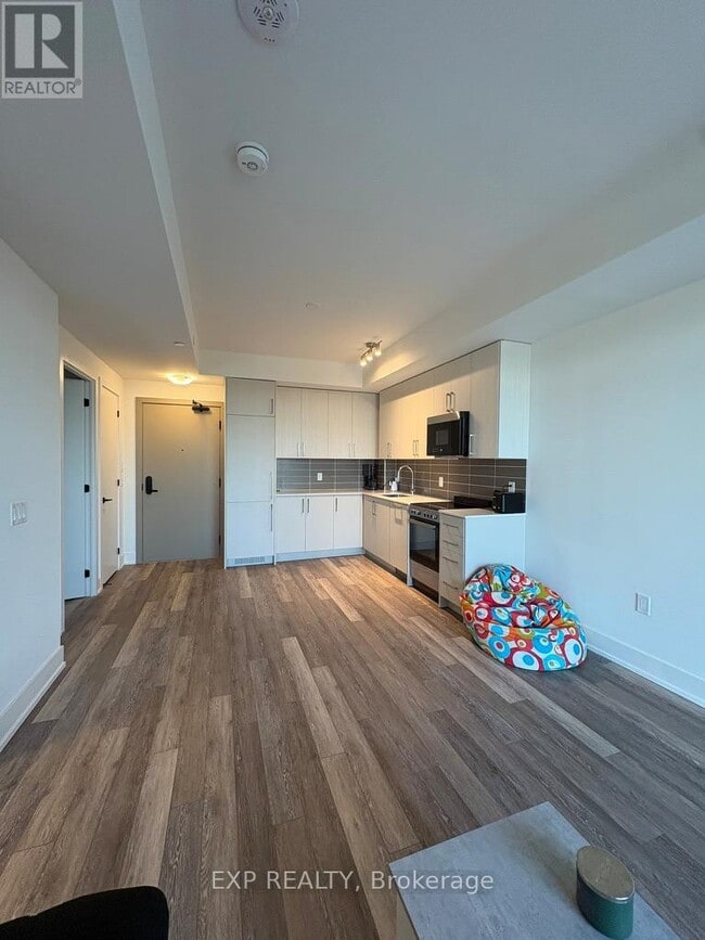 Photo - 2075 King Rd Unit 442