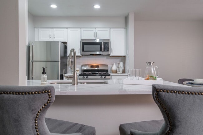 The Residence at Christopher Wren Apartments