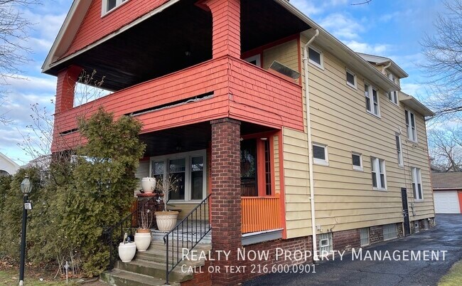 Building Photo - 1637 Coventry Rd Unit 1637Coventry1 Rental