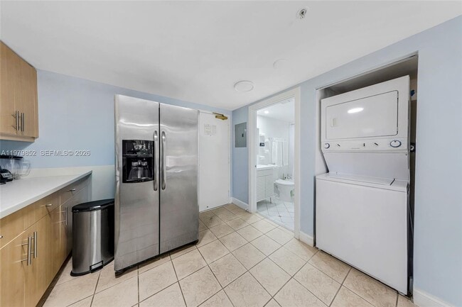 Photo - 2951 S Bayshore Dr Unit 215