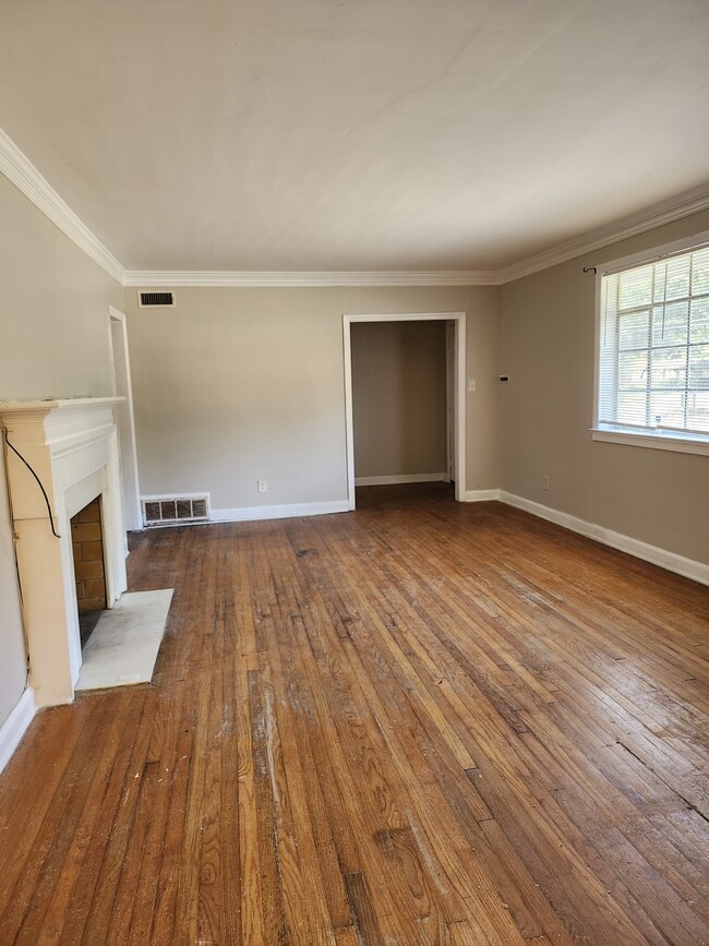 Photo - 3433 Gilmer Ave
