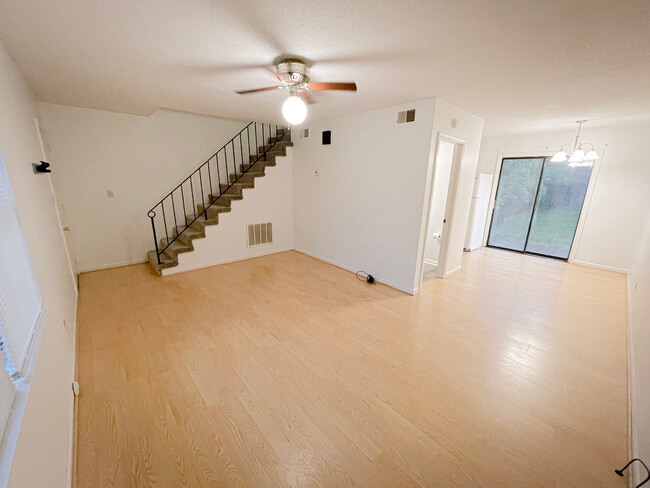 Photo - 31 Saint Mark Rd