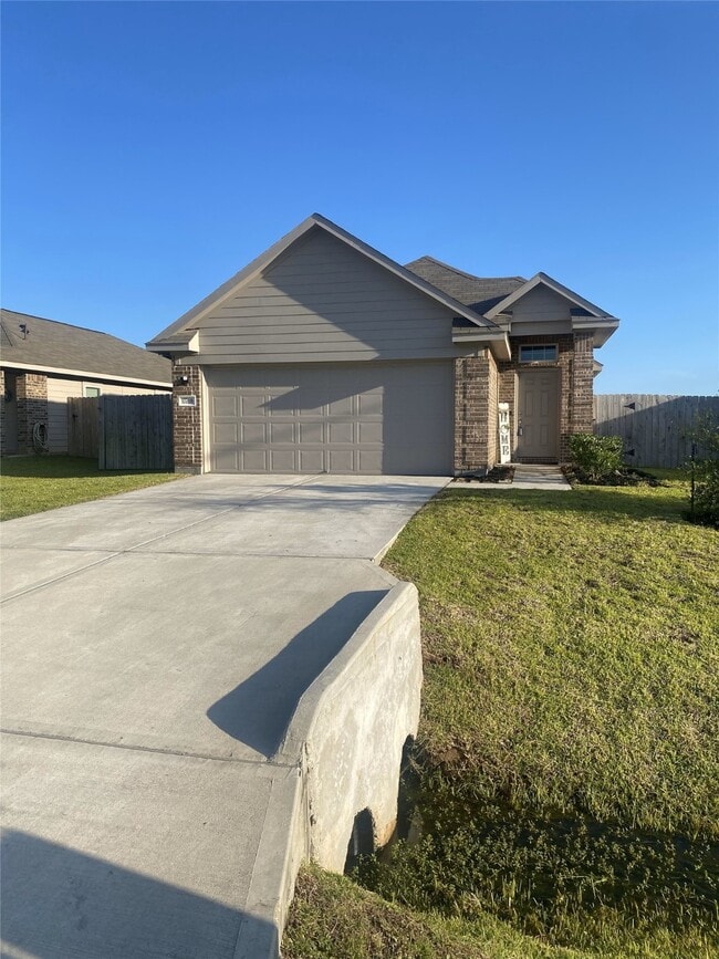 Building Photo - 17768 Lionheart Rd Rental