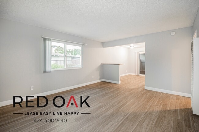 Building Photo - 690 S Riverside Ave Unit 6 Rental