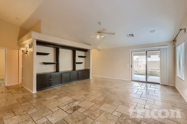 Photo - 4410 W Donner Dr