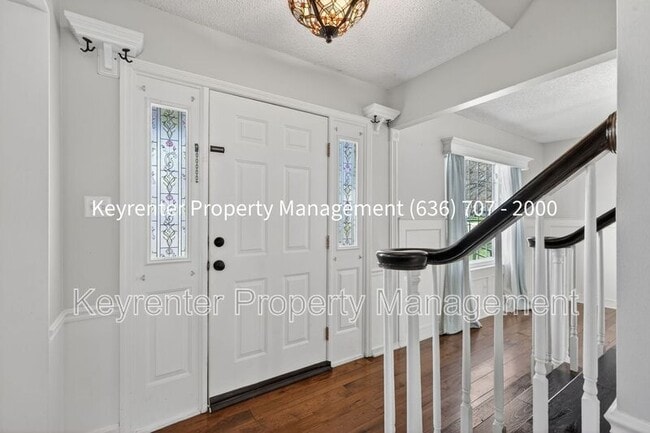 Photo - 971 Whispering Ridge Ln