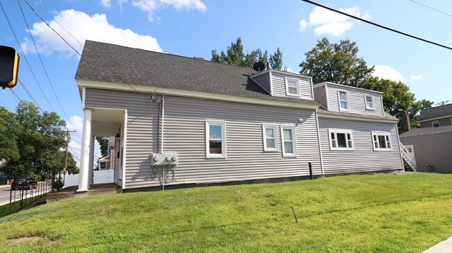 Photo - 154 Pleasant St Unidad 2