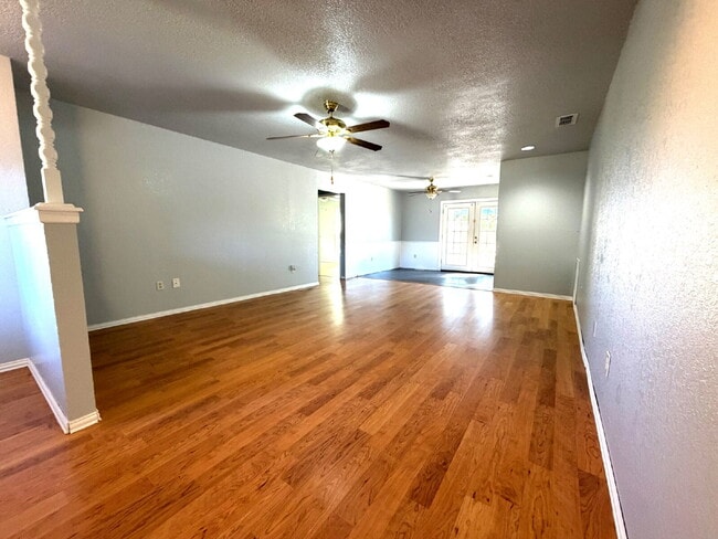 Photo - "Charming 3-Bed with 2 Full Baths in Lubbo...