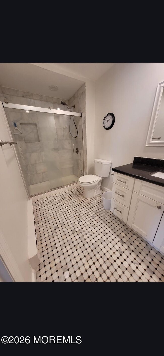 Photo - 115 Amberly Dr