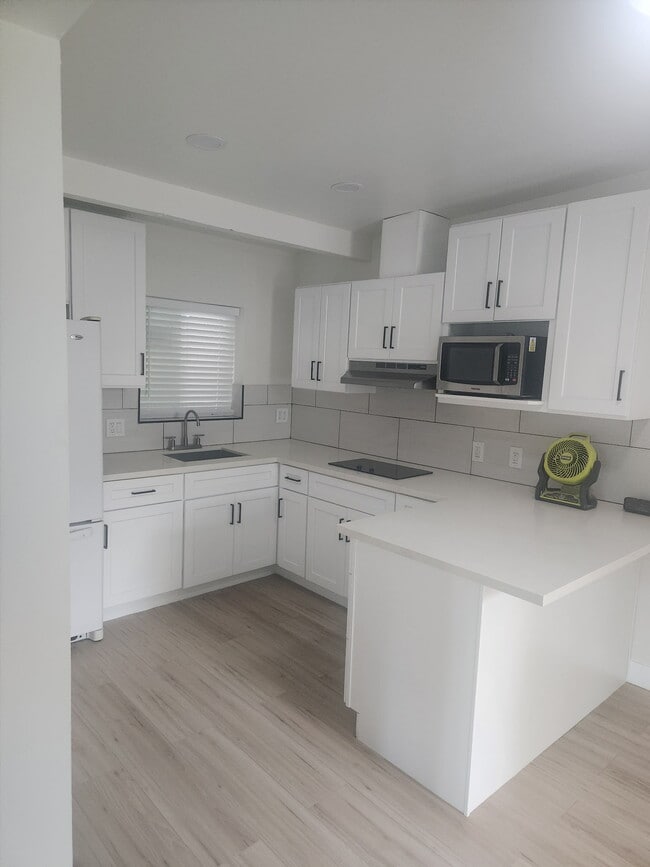 Photo - 7608 Buena Vista Dr