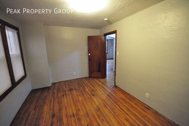 Photo - 71 W 8th Ave