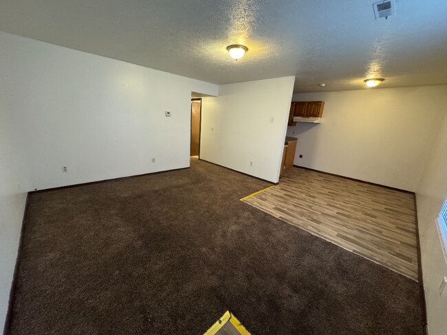 Photo - 3503 Falling Springs Rd Unit 1