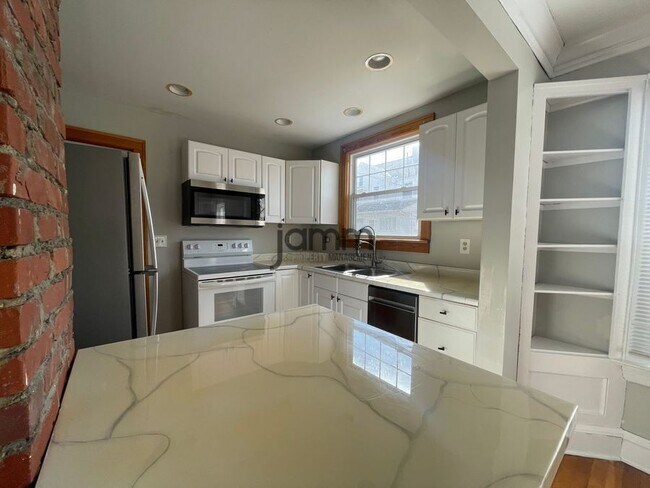 Photo - 1143 Cranford Ave