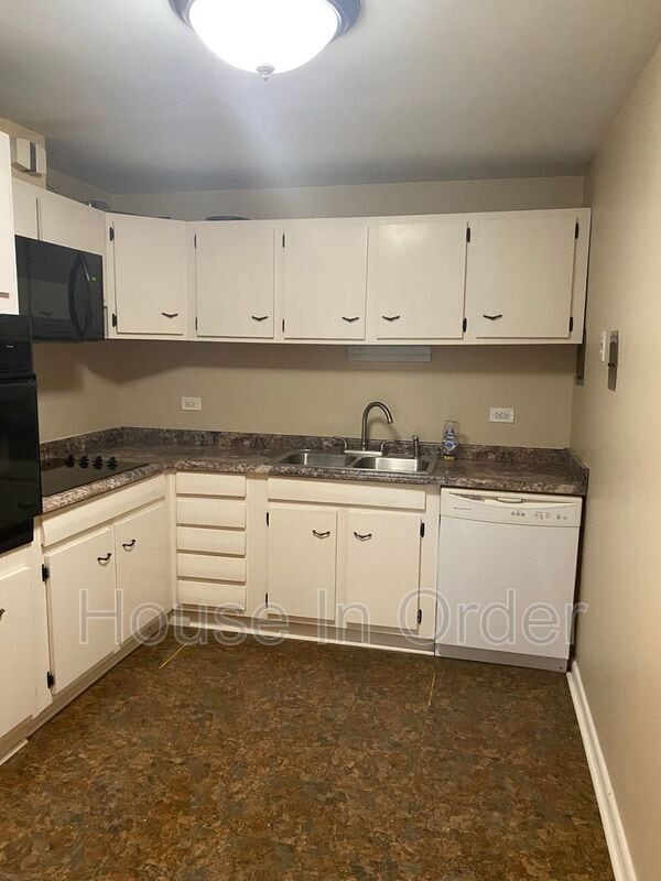 Photo - 30 Edgemont Rd Unidad 27