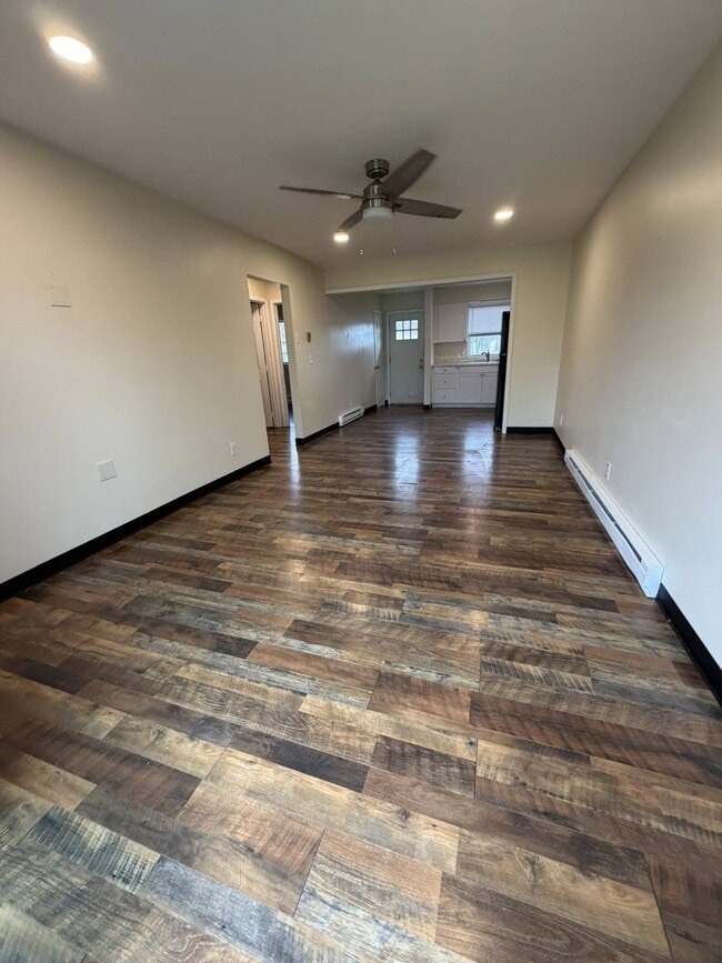 Photo - 1828 Newark Rd