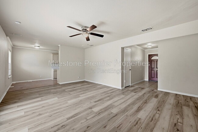Photo - 302 Iowa St