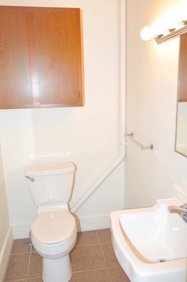 Photo - Great 7 bedroom 3 bath House located in St Cloud MN