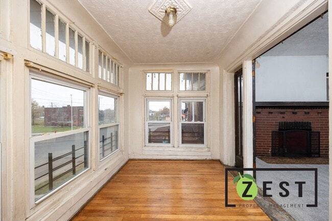 Photo - 4016 Hogarth St Unit 4016 Hogarth - Lower