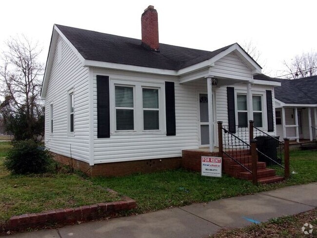 Building Photo - Located in the Heart of Downtown Rock Hill... Rental