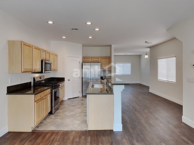 Photo - 8892 Happy Stream Ave