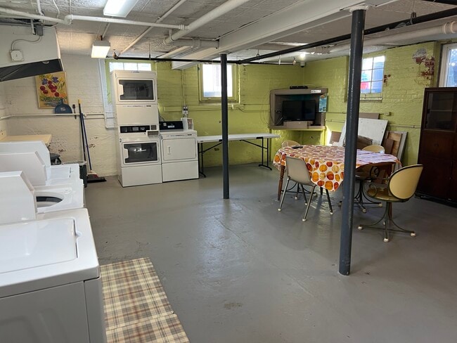 Photo - The Chelsea House, Rooming House