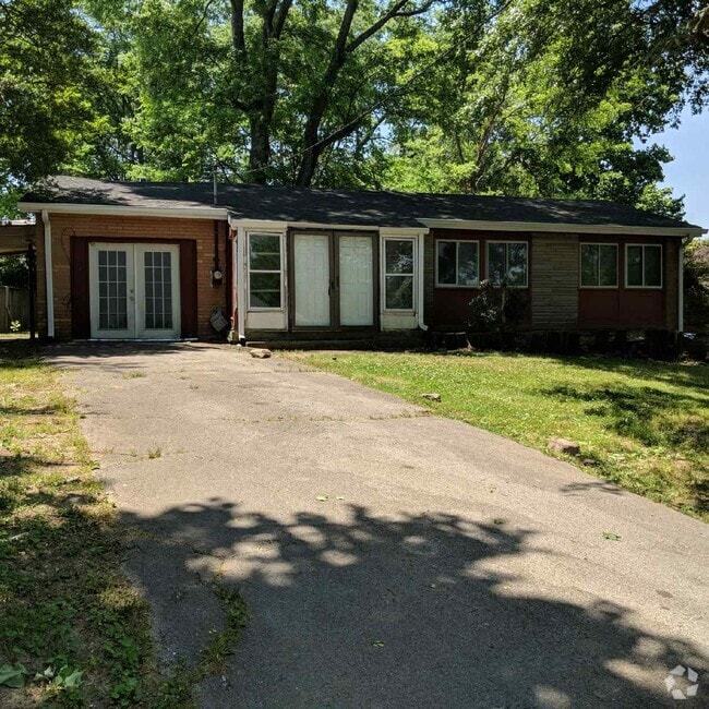 Building Photo - 1709 D Ville Dr Rental