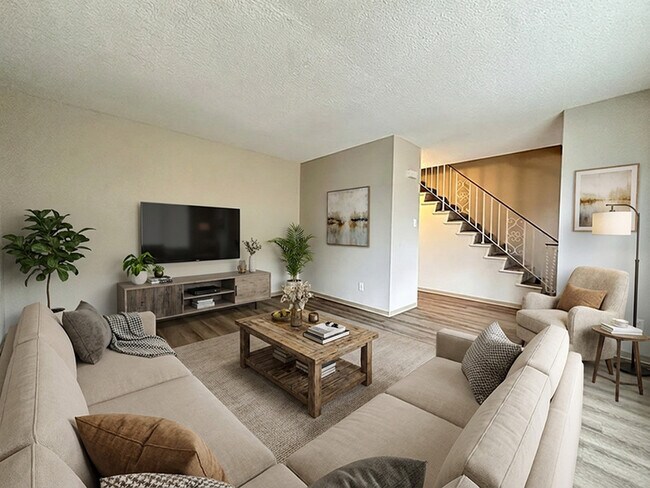 Photo - 14210-14103 103 Ave NW