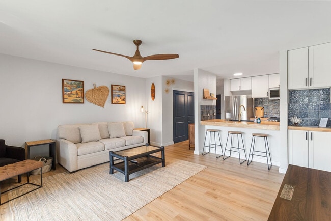 Building Photo - 1299 Uluniu Rd Unit ID1247057P Rental