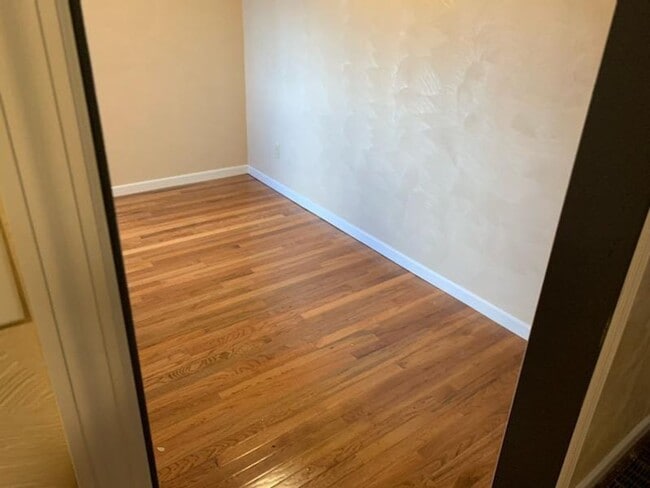 Photo - All New South Oakland 6 bedroom Unit 2