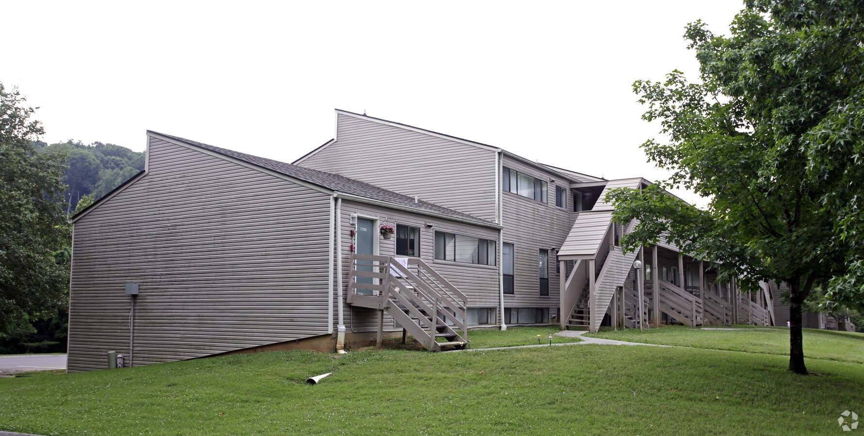 Clear Springs Apartments - Clear Springs Apartments