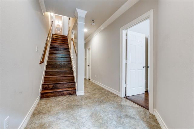 Photo - 3431 Howell St