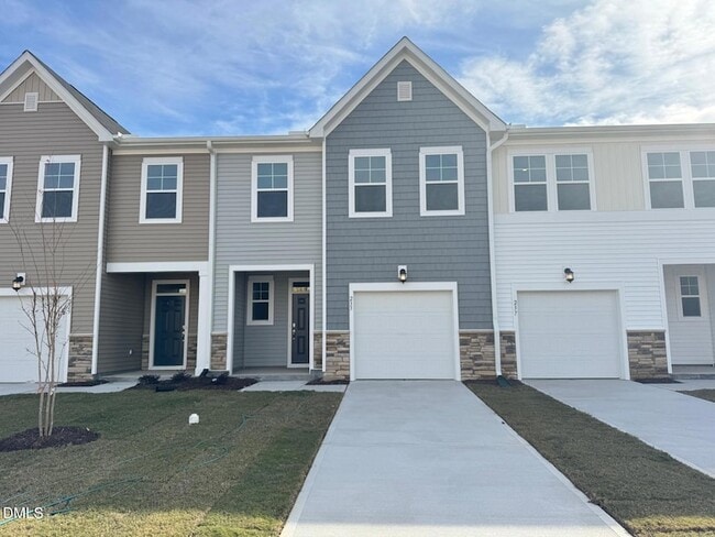 Photo - 233 Lily Patch Ln