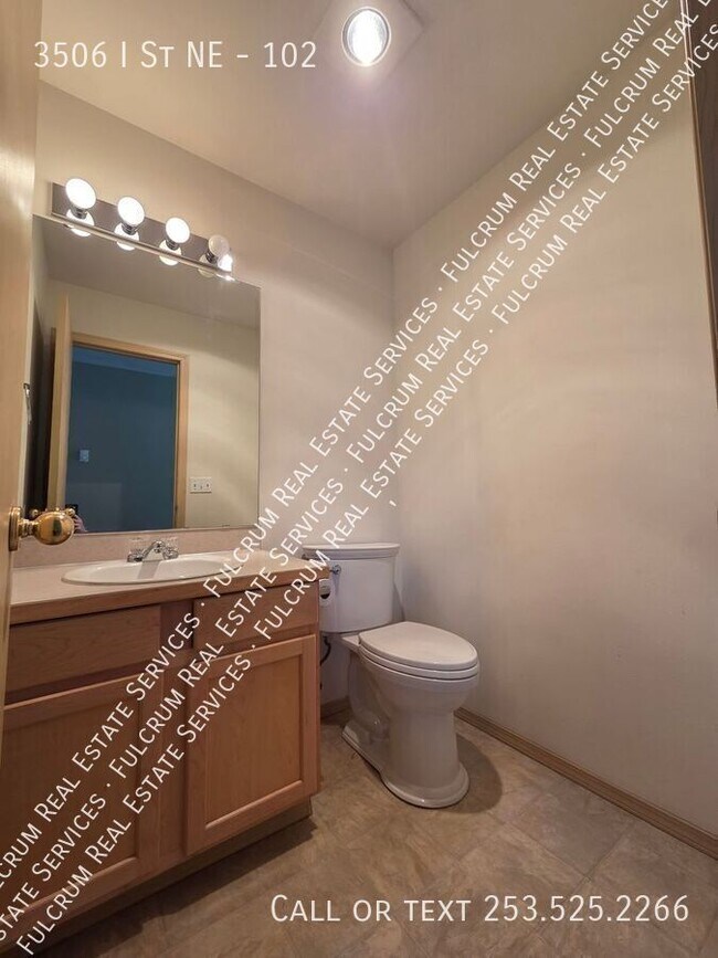 Photo - 3506 I St NE Unit 102