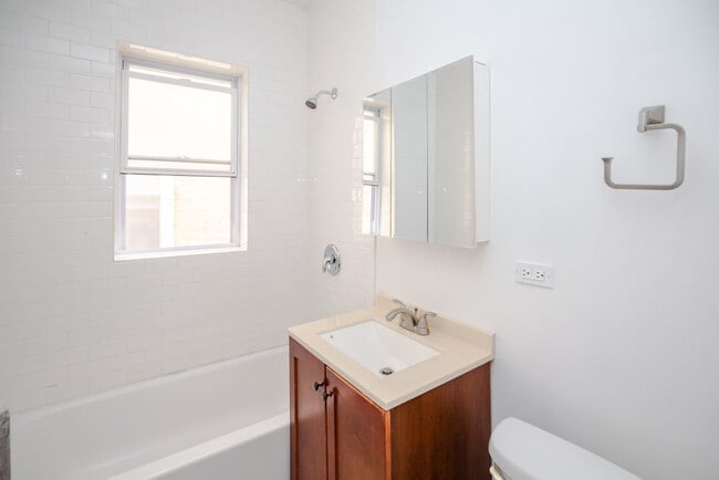 Photo - 4202 N Kimball Ave Unit 1W