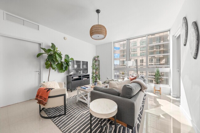 Photo - 300 S Biscayne Blvd Unit T-3604