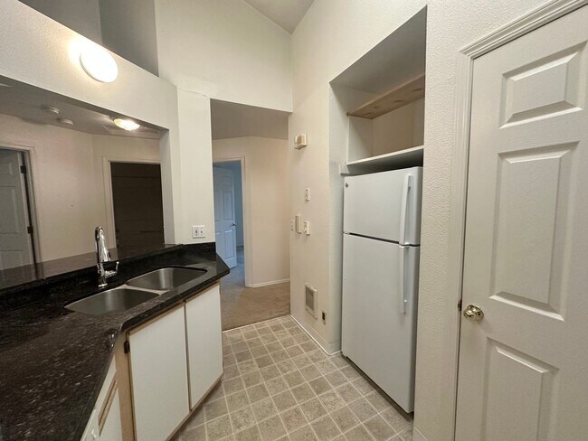 Photo - 2 Bedroom Hillsdale Commons Apartment! Unit 1332 - #17