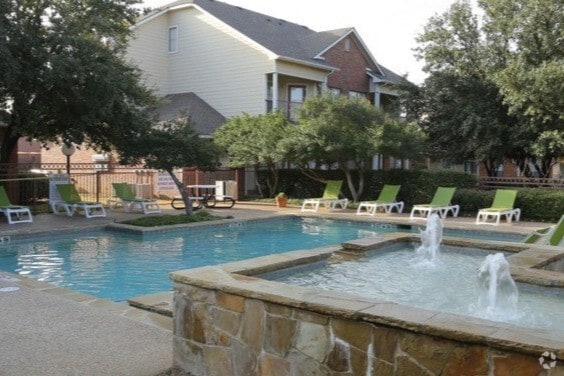 Building Photo - Forest Park Rental