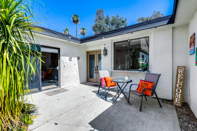 69 Marbella - courtyard - 69 Marbella Dr Townhome
