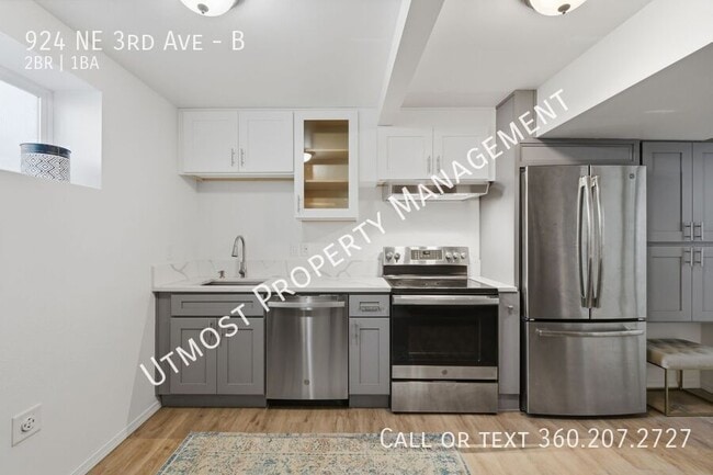 Photo - 924 NE 3rd Ave