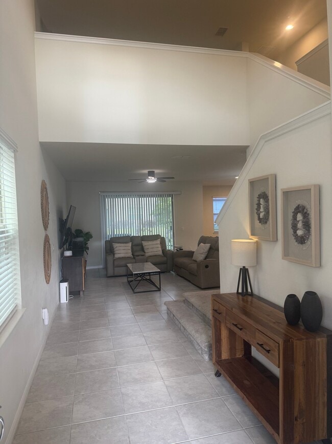 Photo - 2643 E Lake Pointe Dr